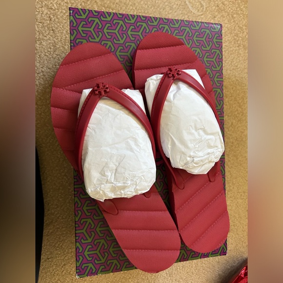 Tory Burch flip flops - Picture 1 of 3